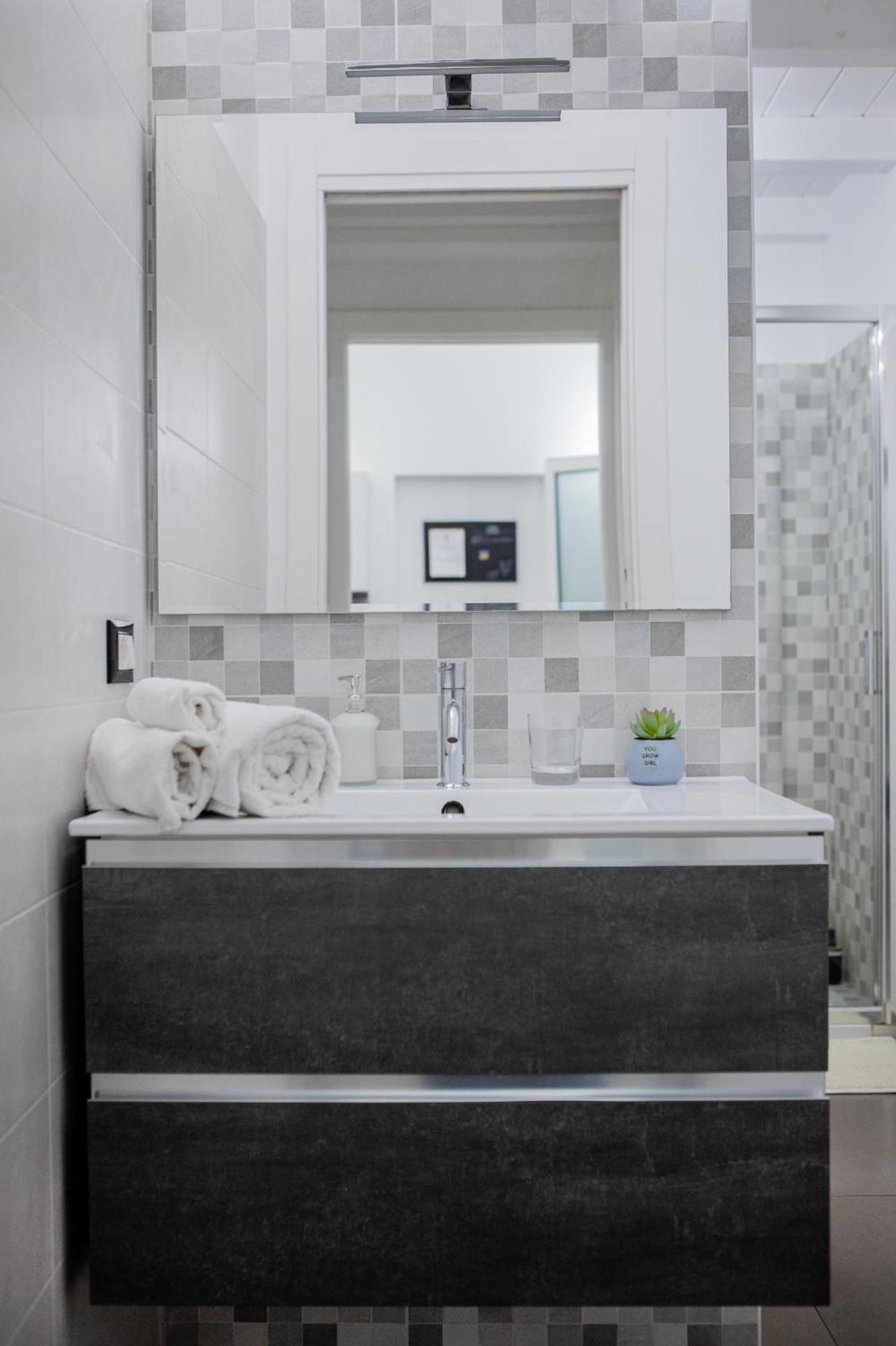 Ruggero Settimo - Holiday Houses Catania Luaran gambar