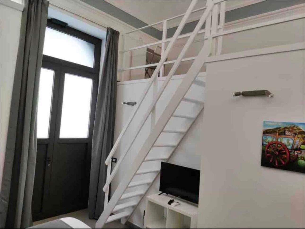 Ruggero Settimo - Holiday Houses Catania Luaran gambar